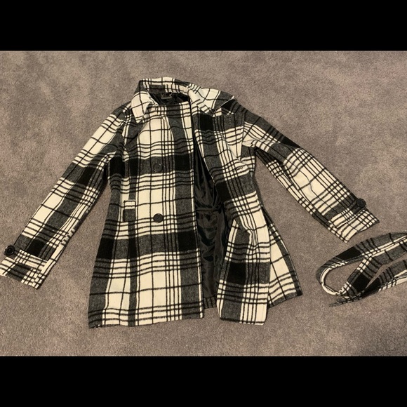 Winter jacket - Picture 4 of 4